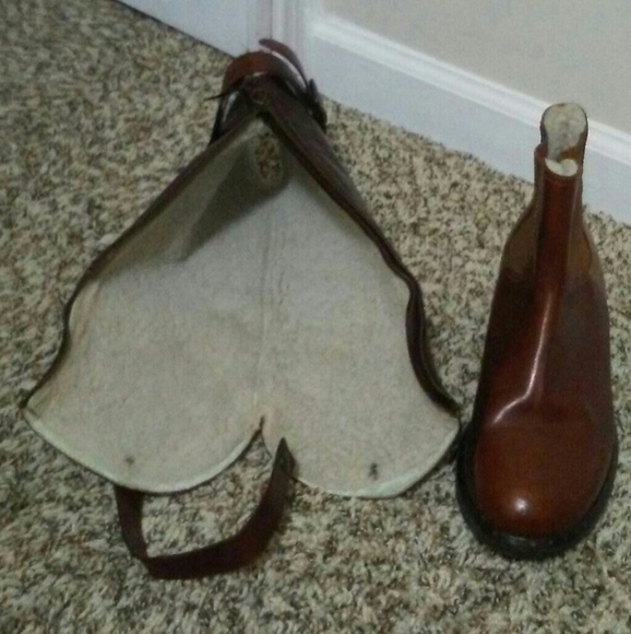 UGG Collection Riding Boot - Picture 4 of 6